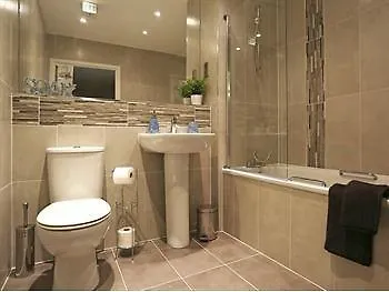 Exclusive Riverview Apartment London